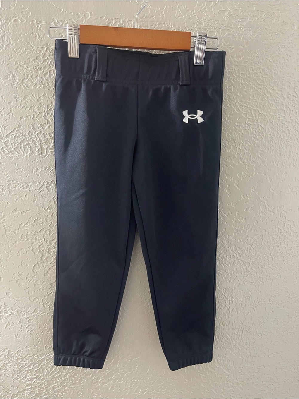 Under Armour Kids' Navy Blue Athletic Joggers with White Logo XXS
